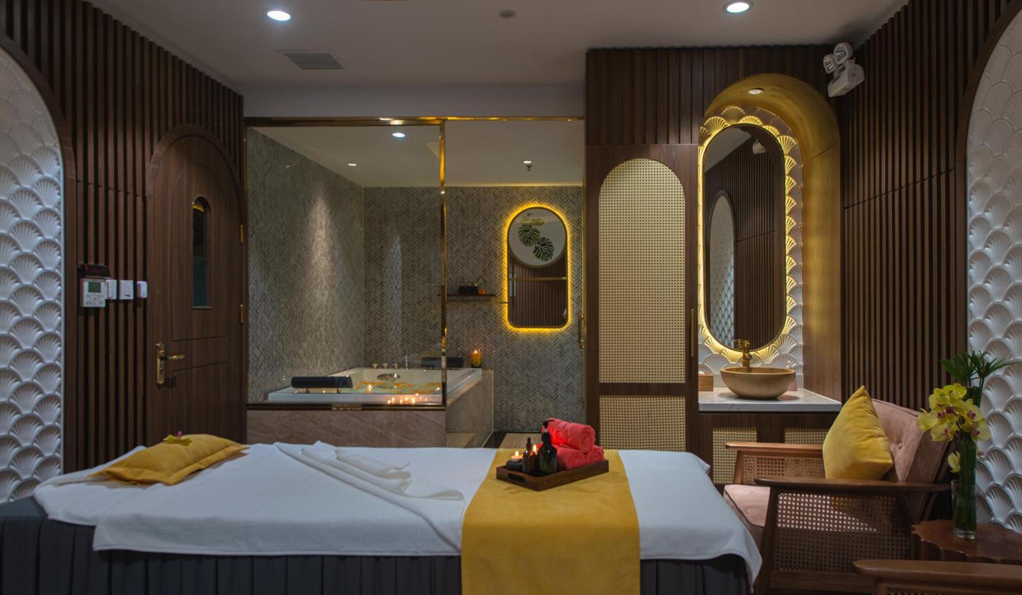 Grand Tourane Nha Trang Hotel Exterior foto